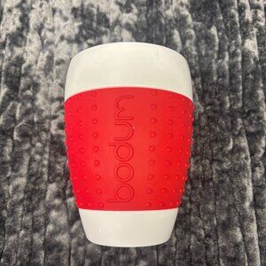 Bodum Pavina 12oz White Porcelain Set with Red Dotted Silicone Sleeve